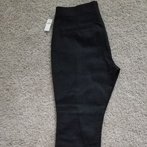Black GAP Signature Skinny Pants